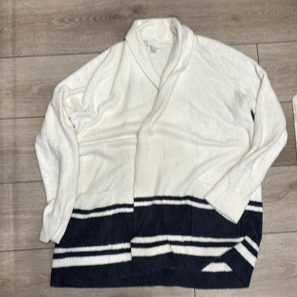 Barefoot Dream cardigan size Medium